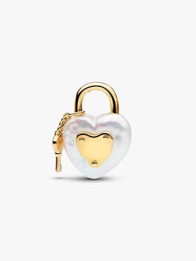 Charm Pendant Cadenas et Perle de Culture d’Eau Douce Traitée Baroque Doré
