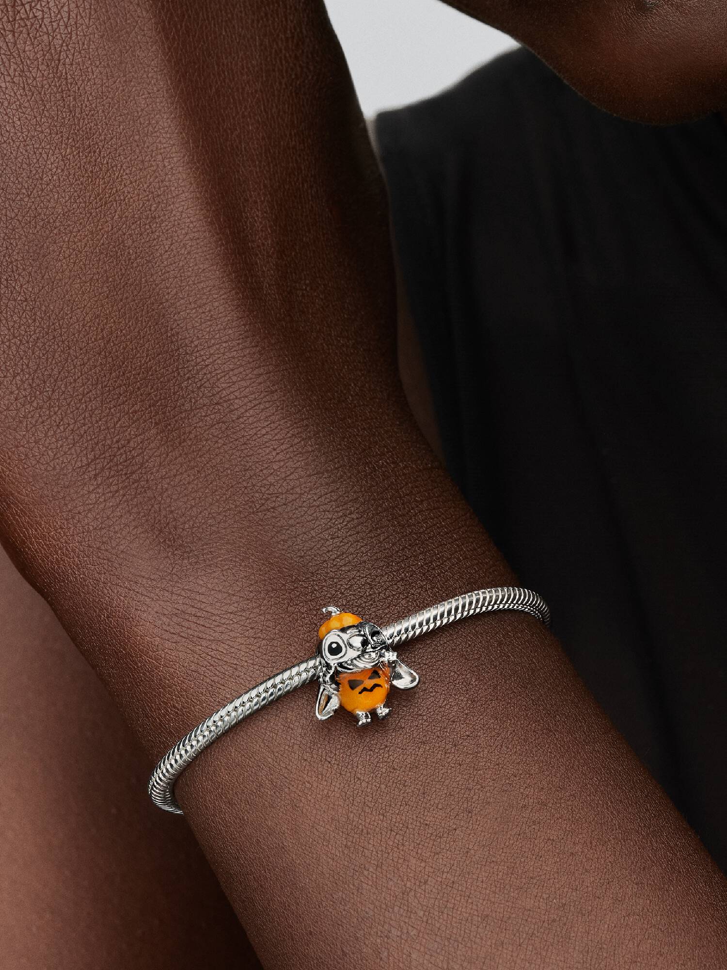 Charm Disney Stitch Citrouille d’Halloween