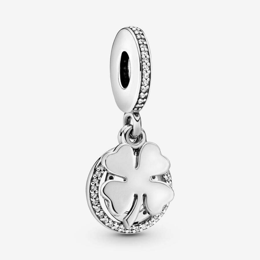 Charm Pendant Trèfle à Quatre Feuilles Chanceuse Pandora Moments Argent 925/1000ᵉ  Pandora - Charms et perles