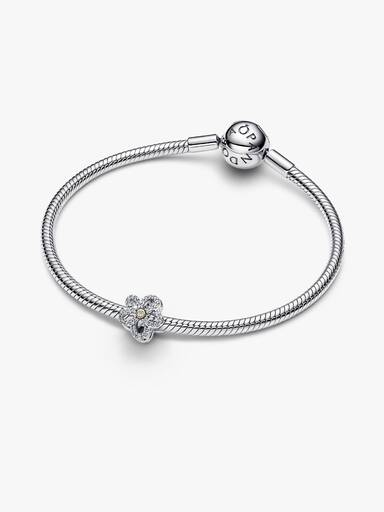 Charm Ajouré Fleur Pavée