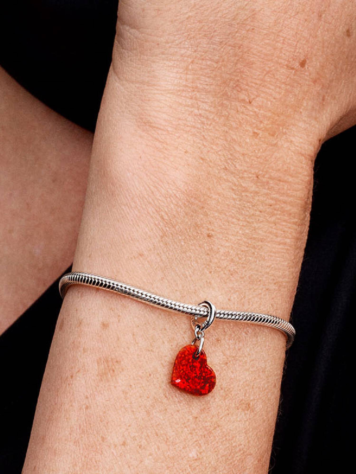 Charm Pendant Cœur Rouge Opalescent