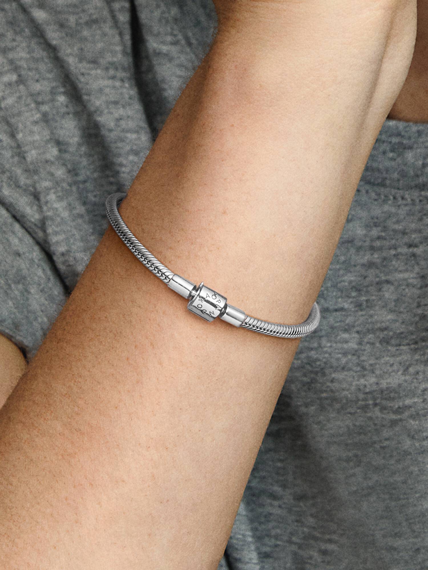 Bracelet Maille Serpent Fermoir Barillet