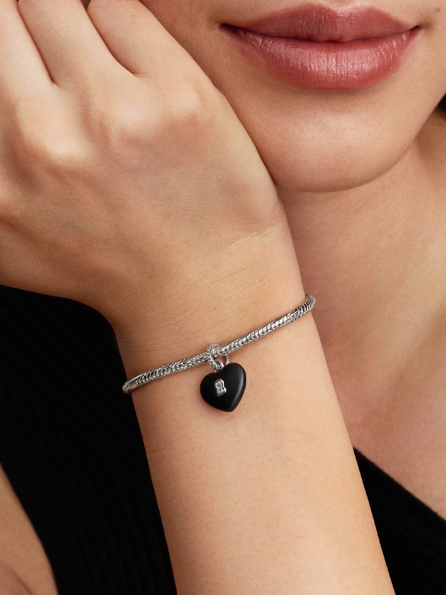 Charm Pendant Cadenas Cœur Céramique Noir Mat