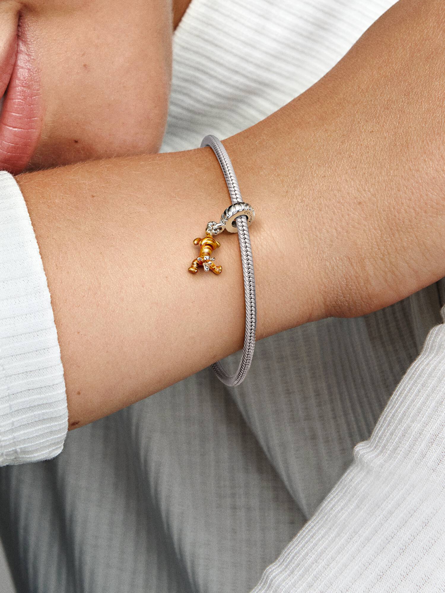 Charm Pendant Disney Winnie L'Ourson Tigrou