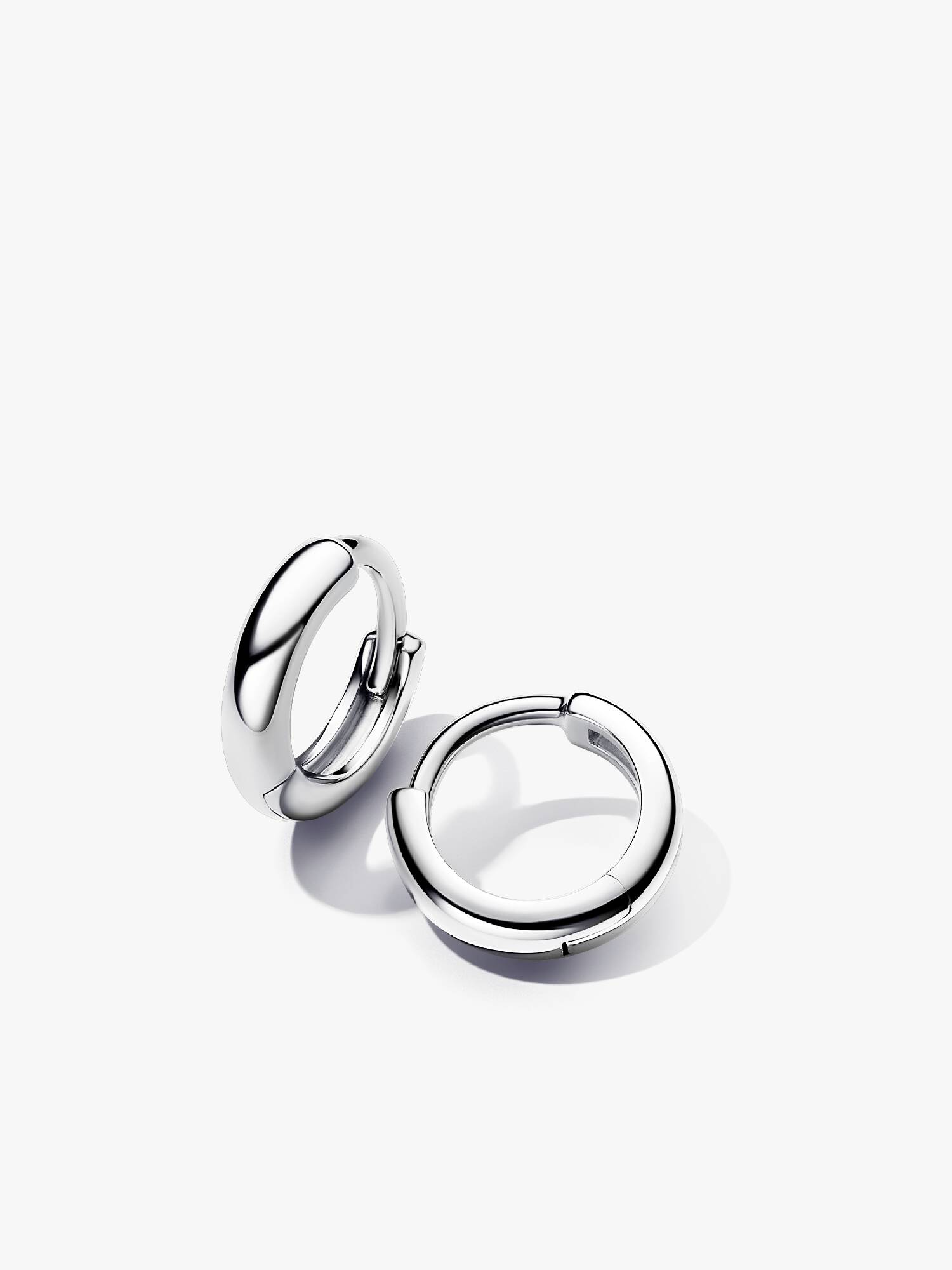 Boucles d'Oreilles Créoles Huggie Rondes