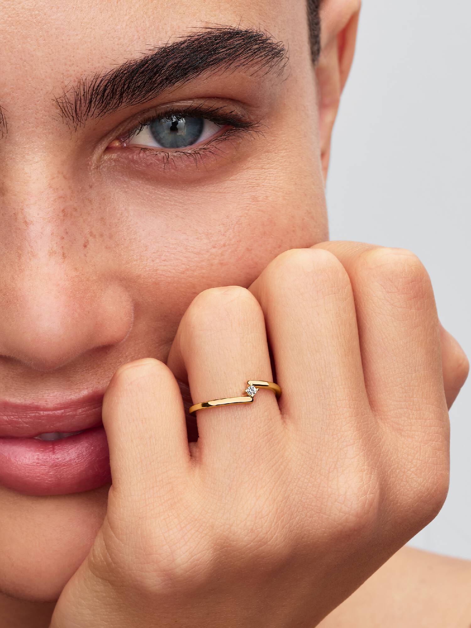 Bague Solitaire Fendue