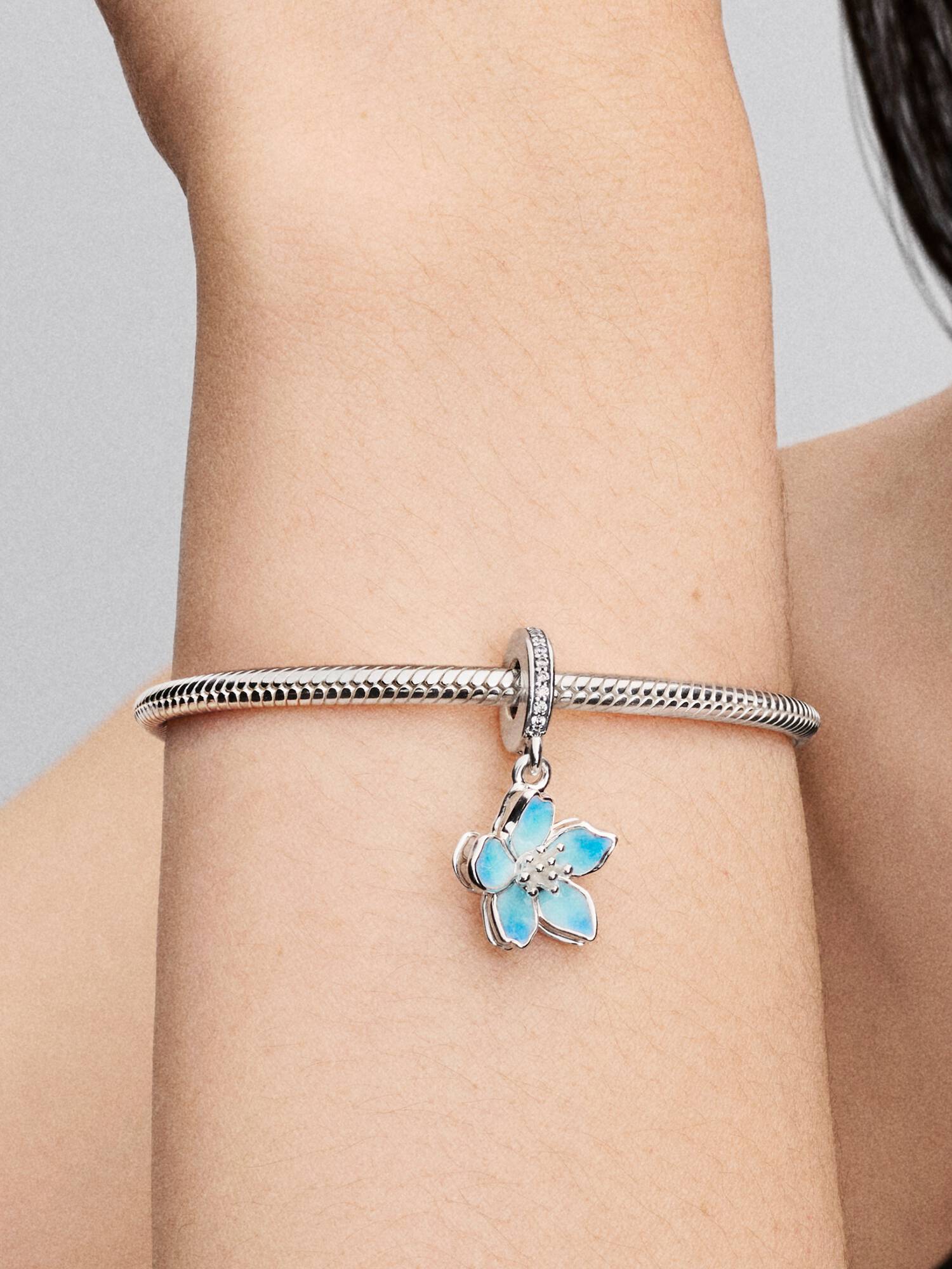 Charm Pendant Fleur Bleue