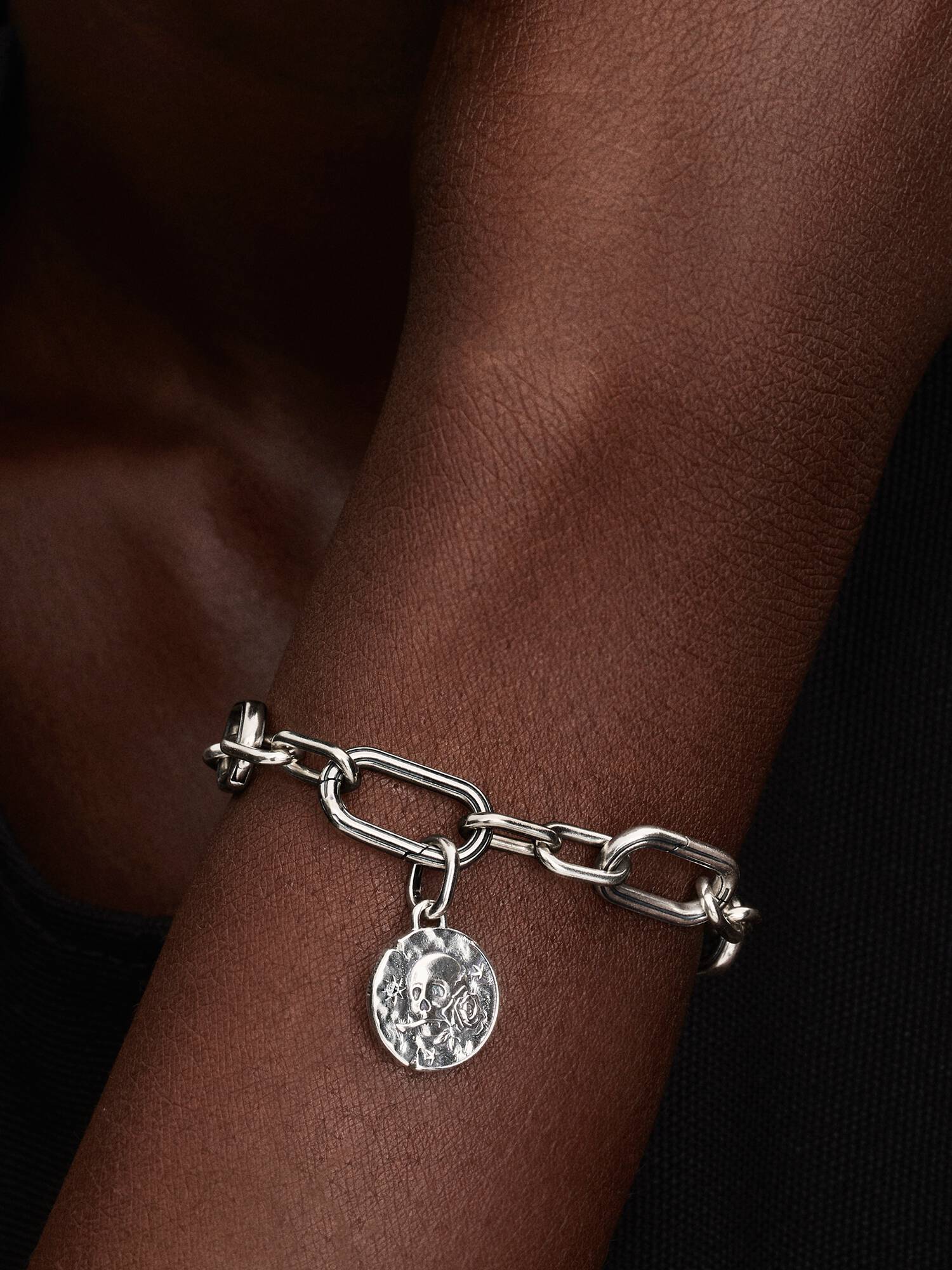 Charm Médaillon Tête de Mort