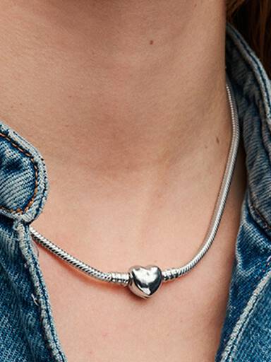 Collier Maille Serpent Fermoir Cœur