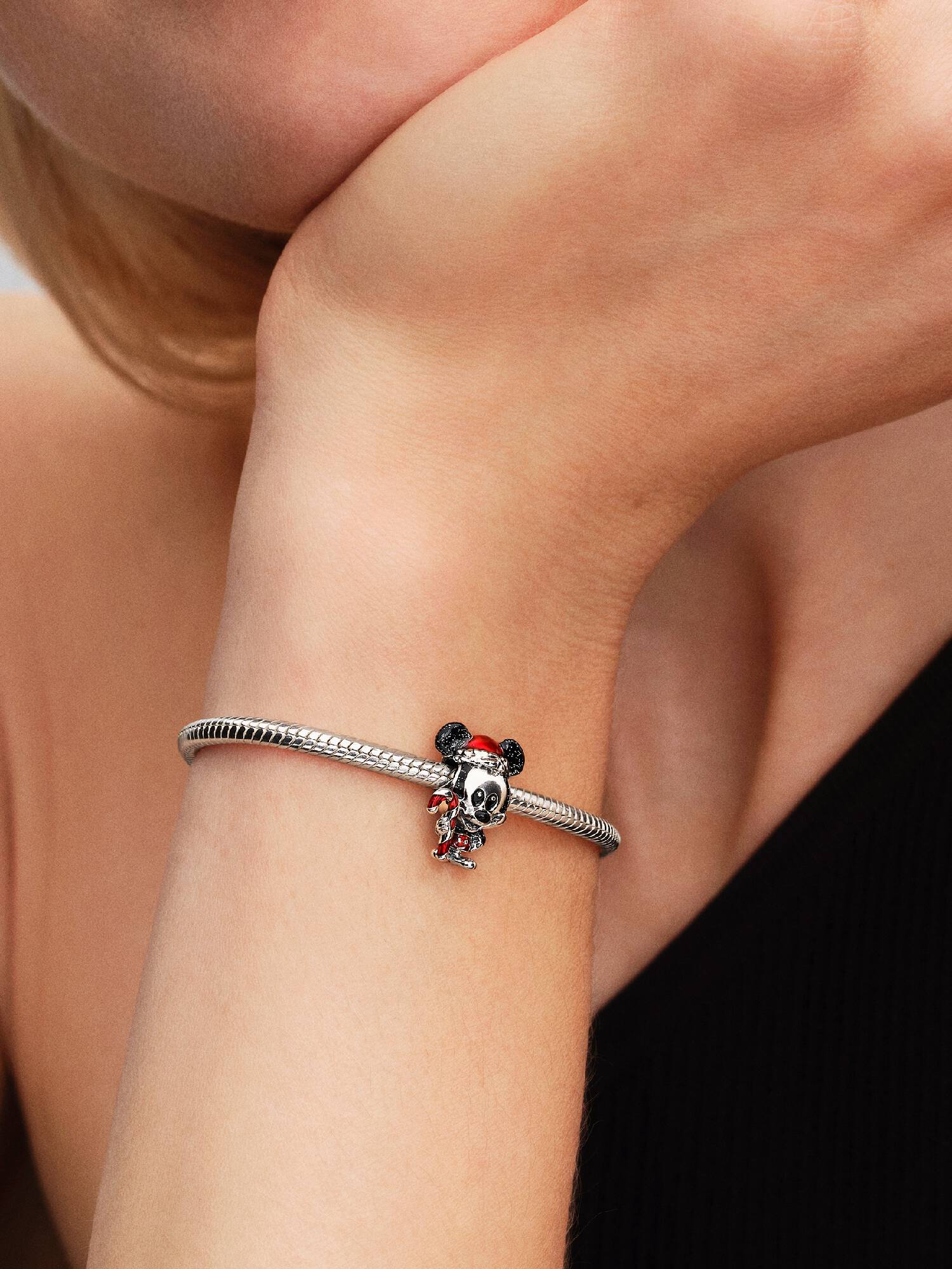 Charm Disney Mickey en Tenue de Noël