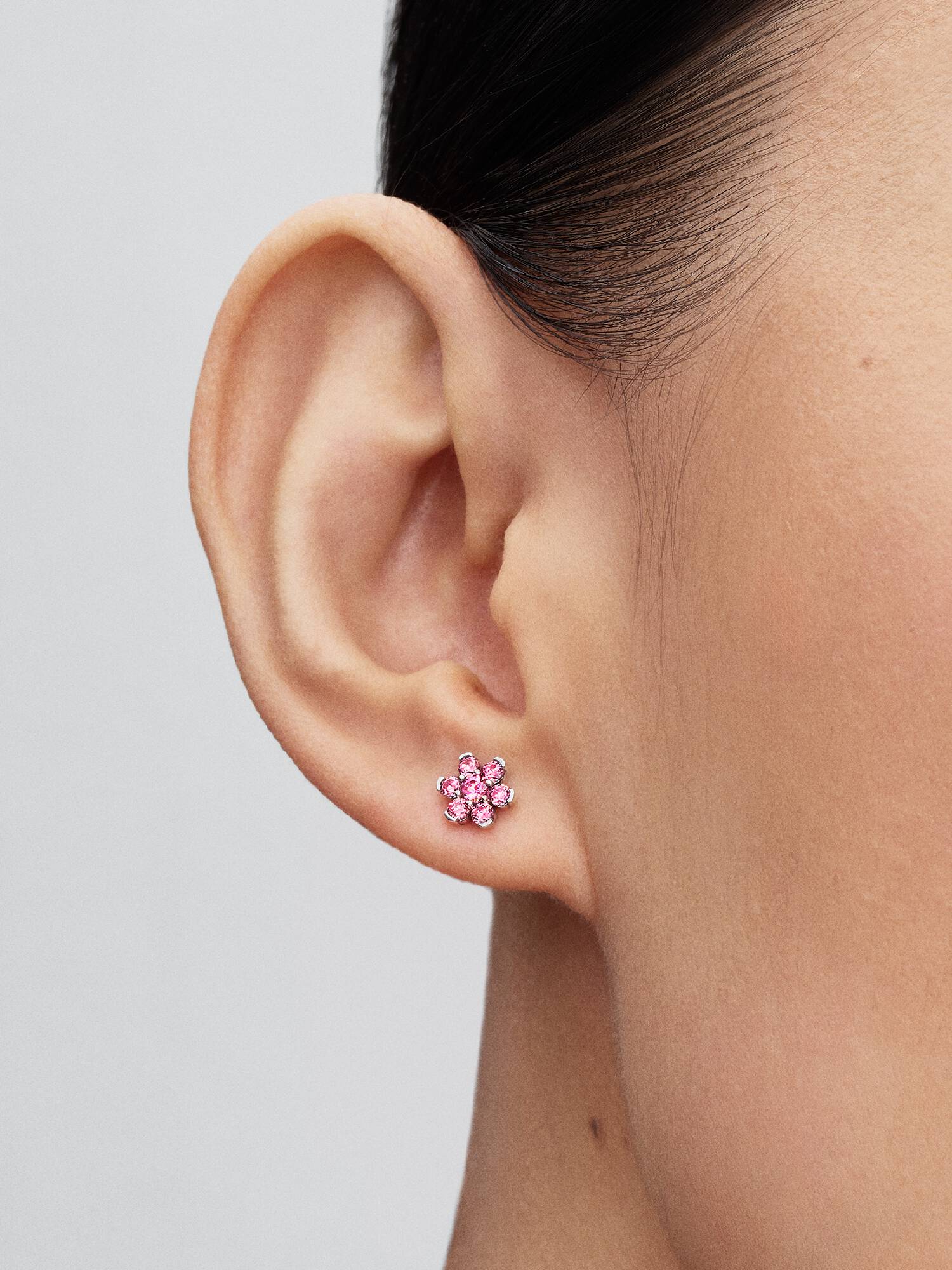 Clous d'Oreilles Fleur Rose Scintillante