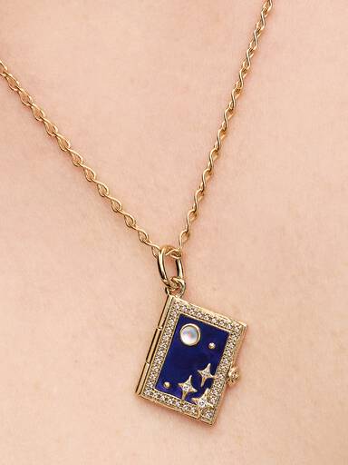 Charm Pendant Grimoire Gravable