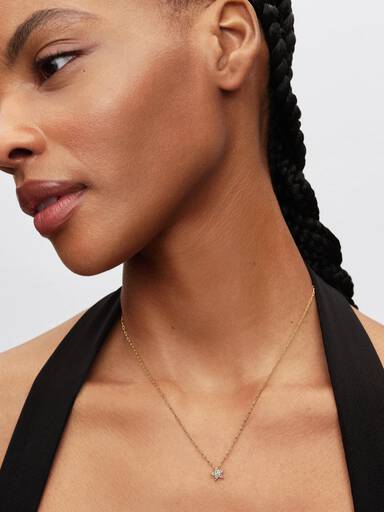 Collier avec Pendentif Étoile Scintillante Doré