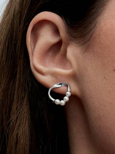 Clous d’Oreilles Cercle de Forme Organique & Perles de Culture d'Eau Douce Traitées