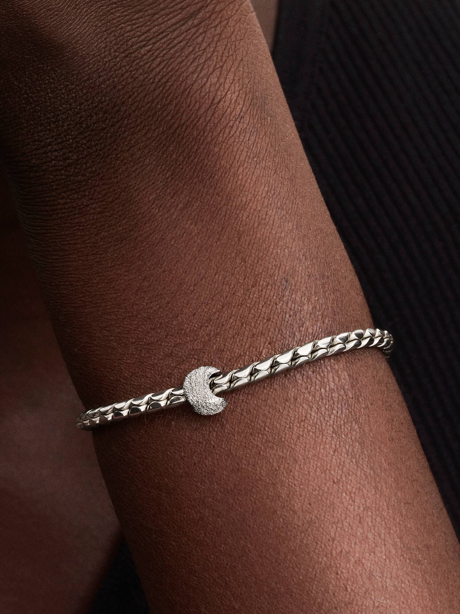 Mini Charm Lune Texturé