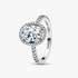 Bague Spectaculaire Halo Ovale Scintillant Bague Spectaculaire Halo Ovale Scintillant