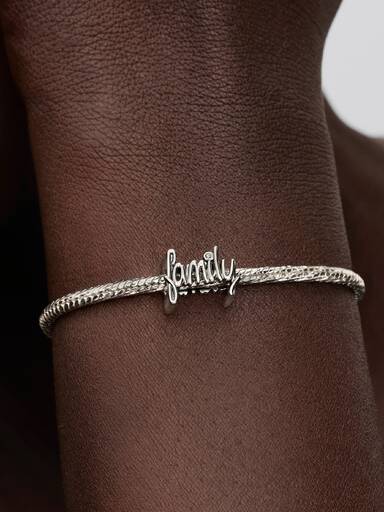 Charm Family en Lettres Cursives