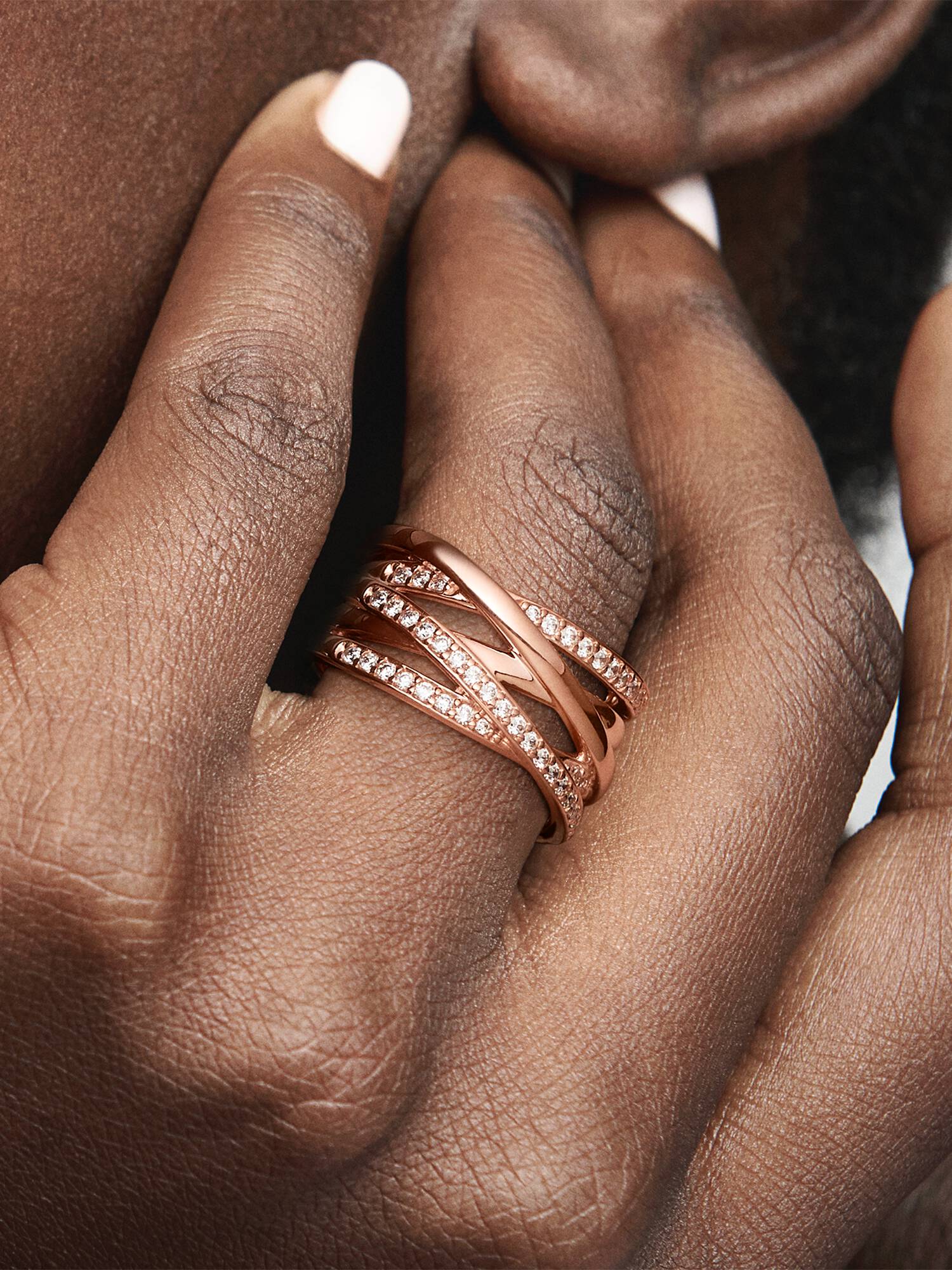 Bague Scintillante & Lignes Polies