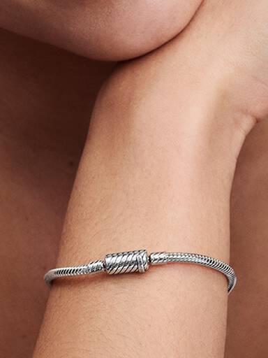 Bracelet Maille Serpent Fermoir Magnétique Facile à Fermer