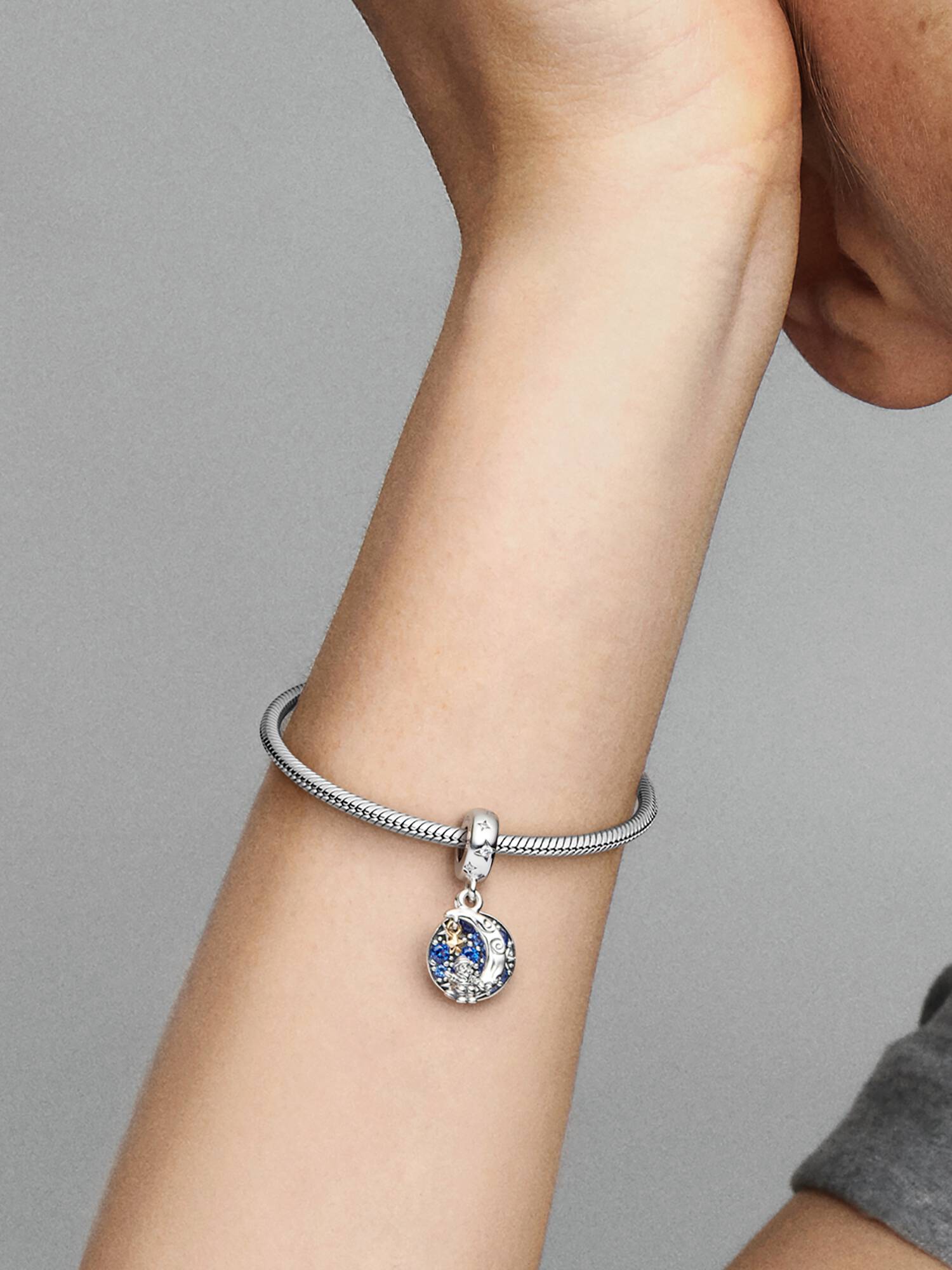 Charm Pendant Double Le Père Noël Sur La Lune