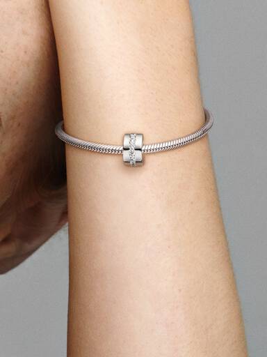 Charm Clip Rangée Scintillante Incolore