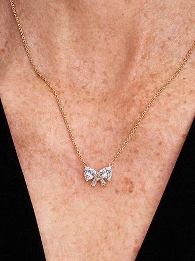 Collier Nœud Scintillant