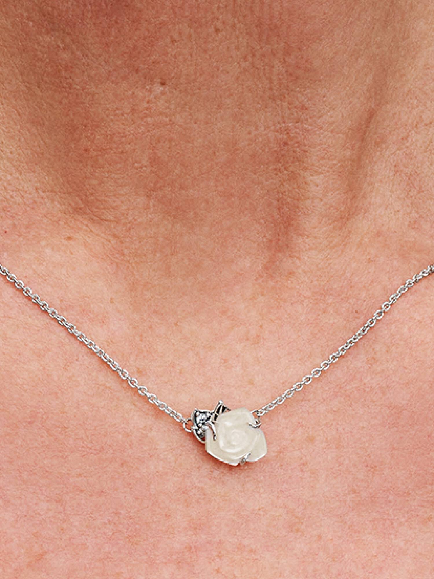 Collier Rose Blanche en Fleur