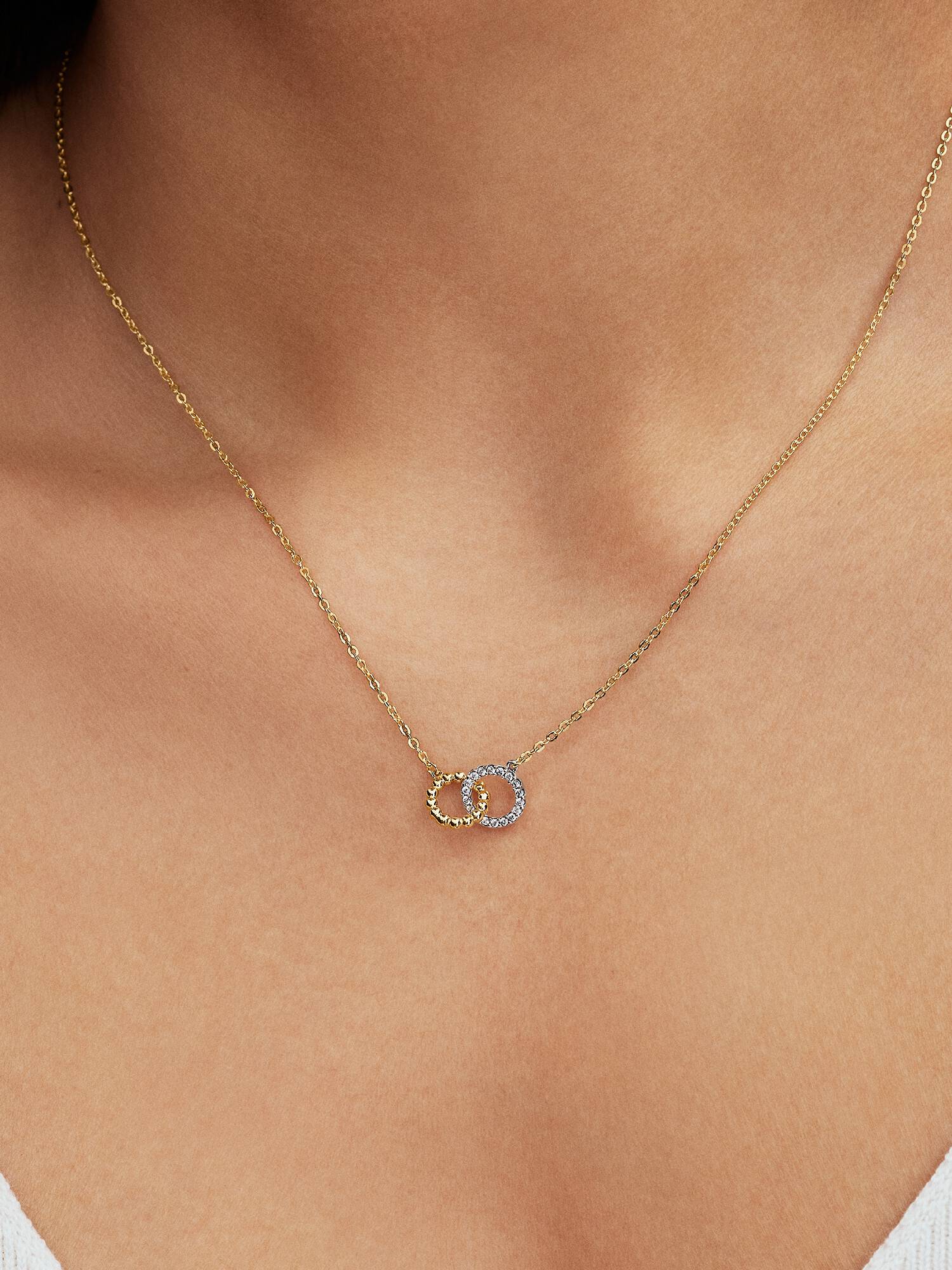 Collier Cercles Imbriqués Pavé et Sphère Bimatière