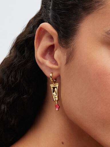 Pendant d’Oreille Tube de Maquillage Doré Pat McGrath