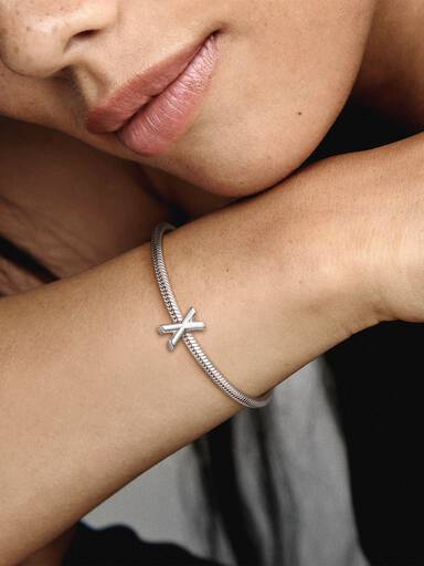 Charm Alphabet Lettre X
