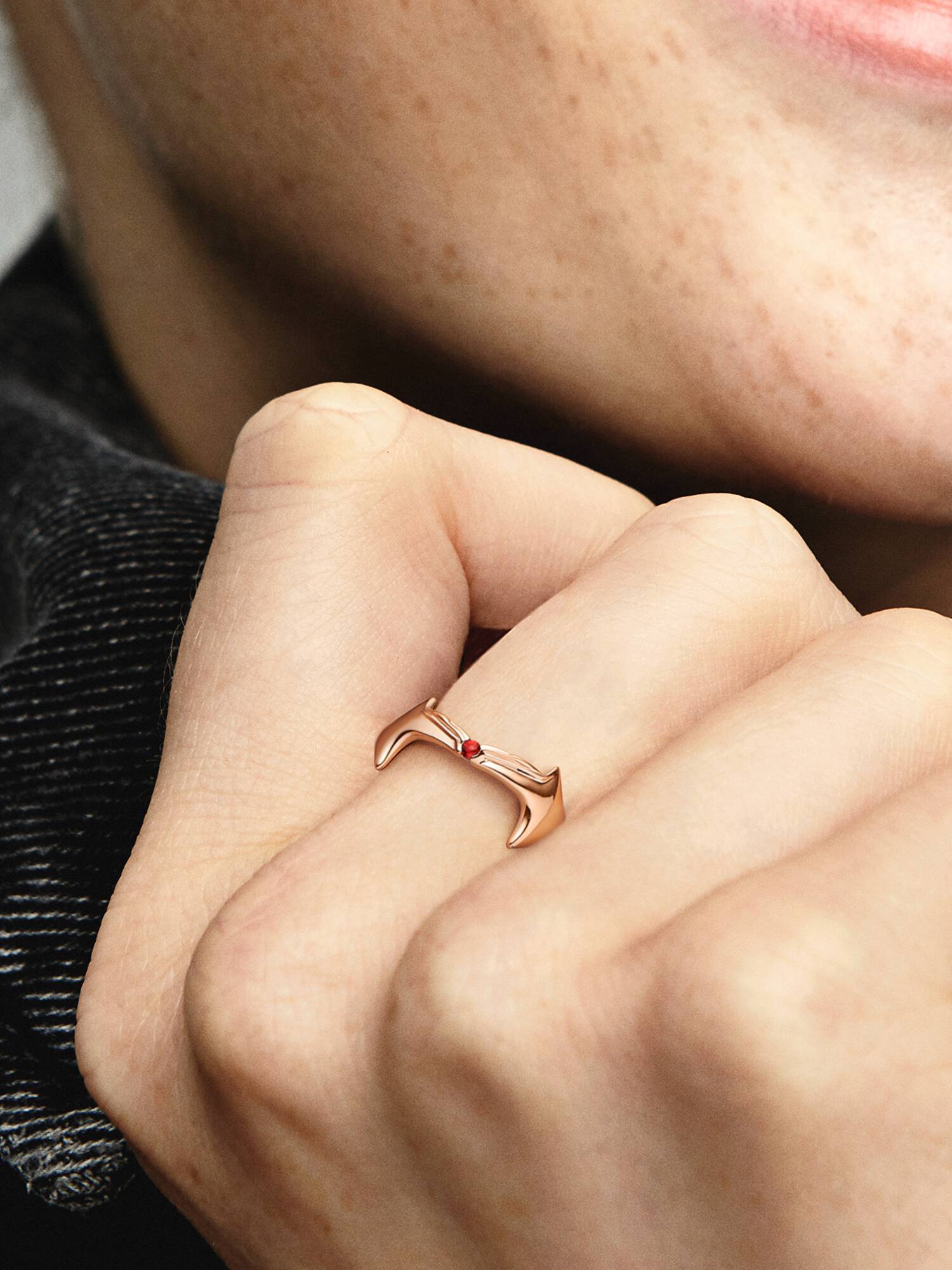 Bague Marvel Sorcière Rouge