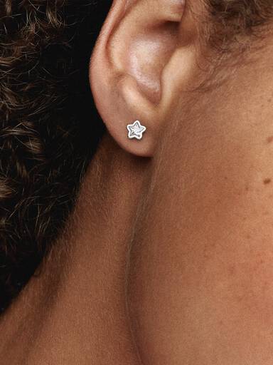 Clous d'Oreilles Étoiles Scintillantes