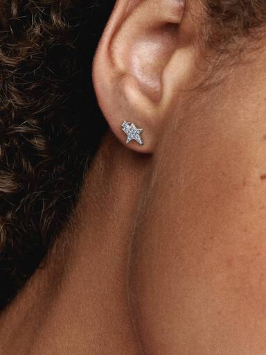 Clous d'Oreilles Étoiles Asymétriques Scintillants