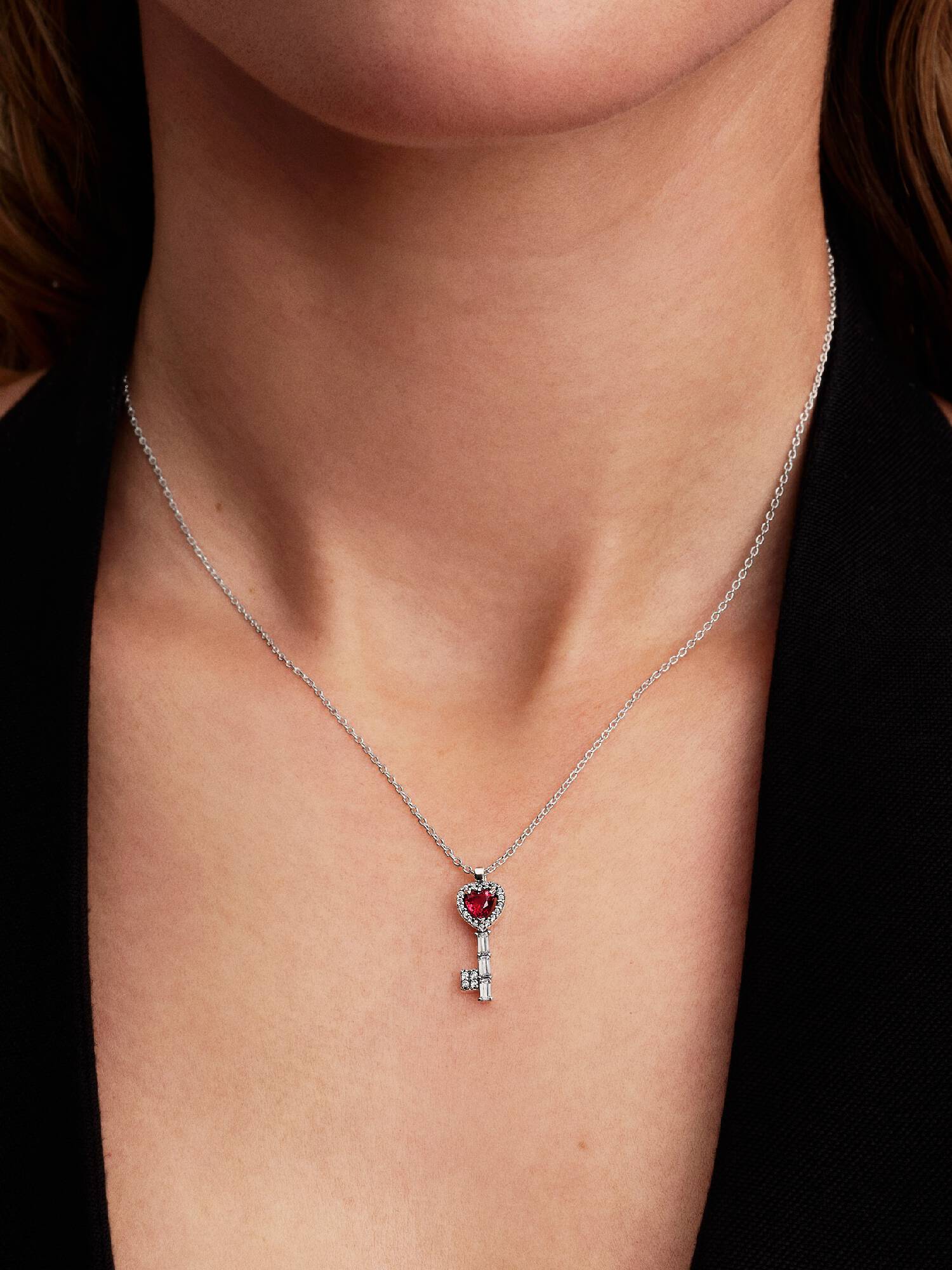 Collier Clé Cœur Surélevé