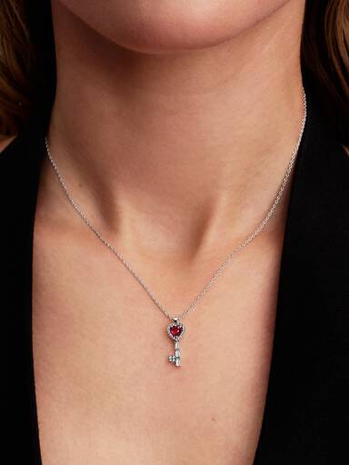 Collier Clé Cœur Surélevé