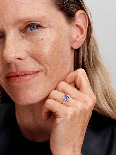 Bague Halo Bleu Carré Scintillant