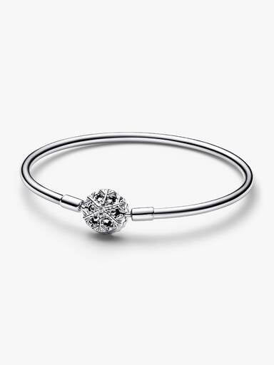 Bracelet Jonc Fermoir Flocon de Neige Scintillant Pandora Moments