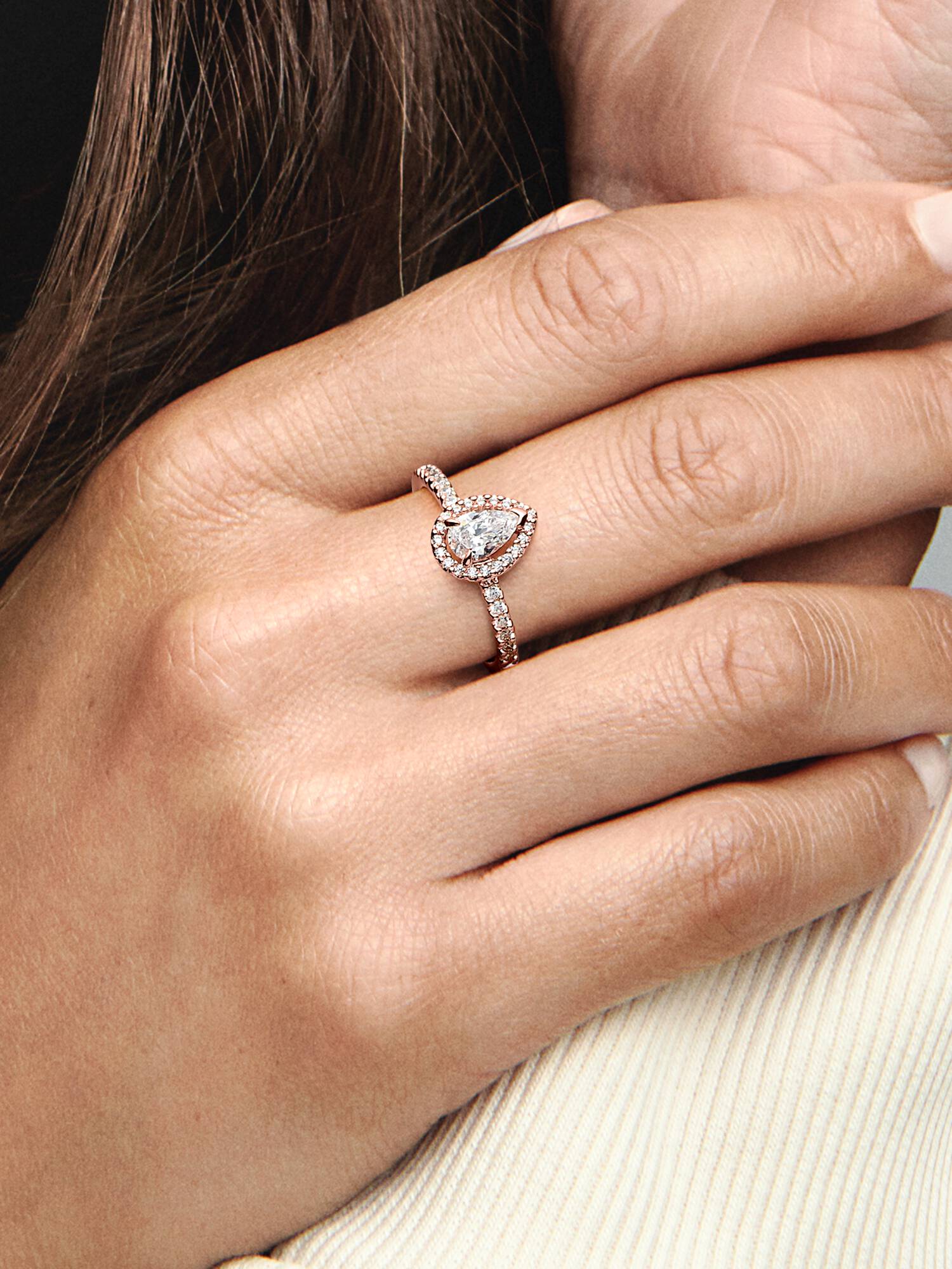 Bague Halo Poire Scintillante