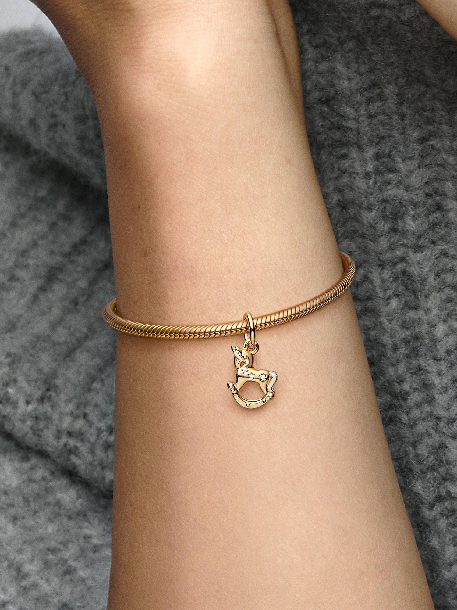 Charm Pendant Licorne à Bascule