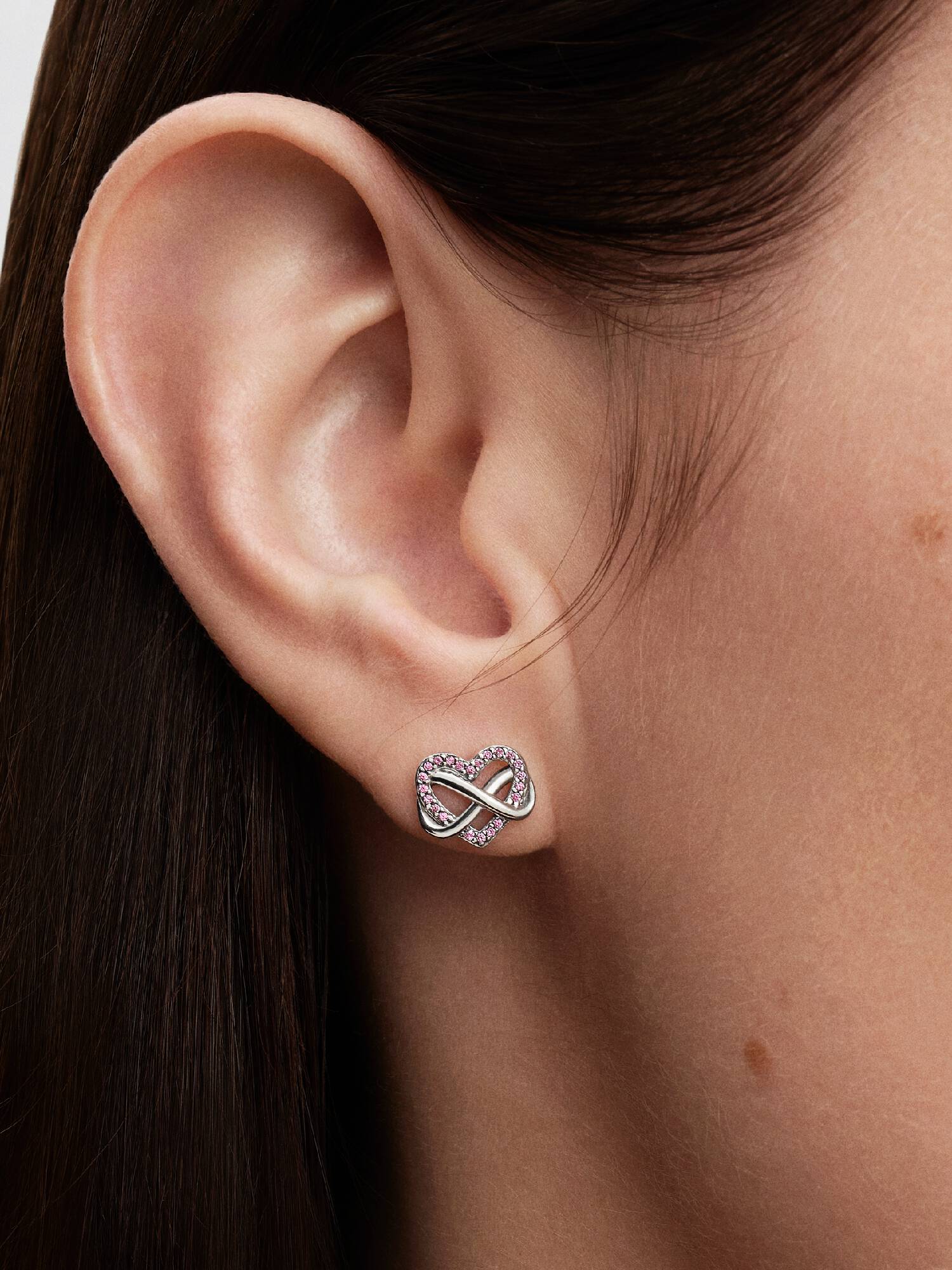 Clous d'Oreilles Cœur de l’Infini Roses Scintillants