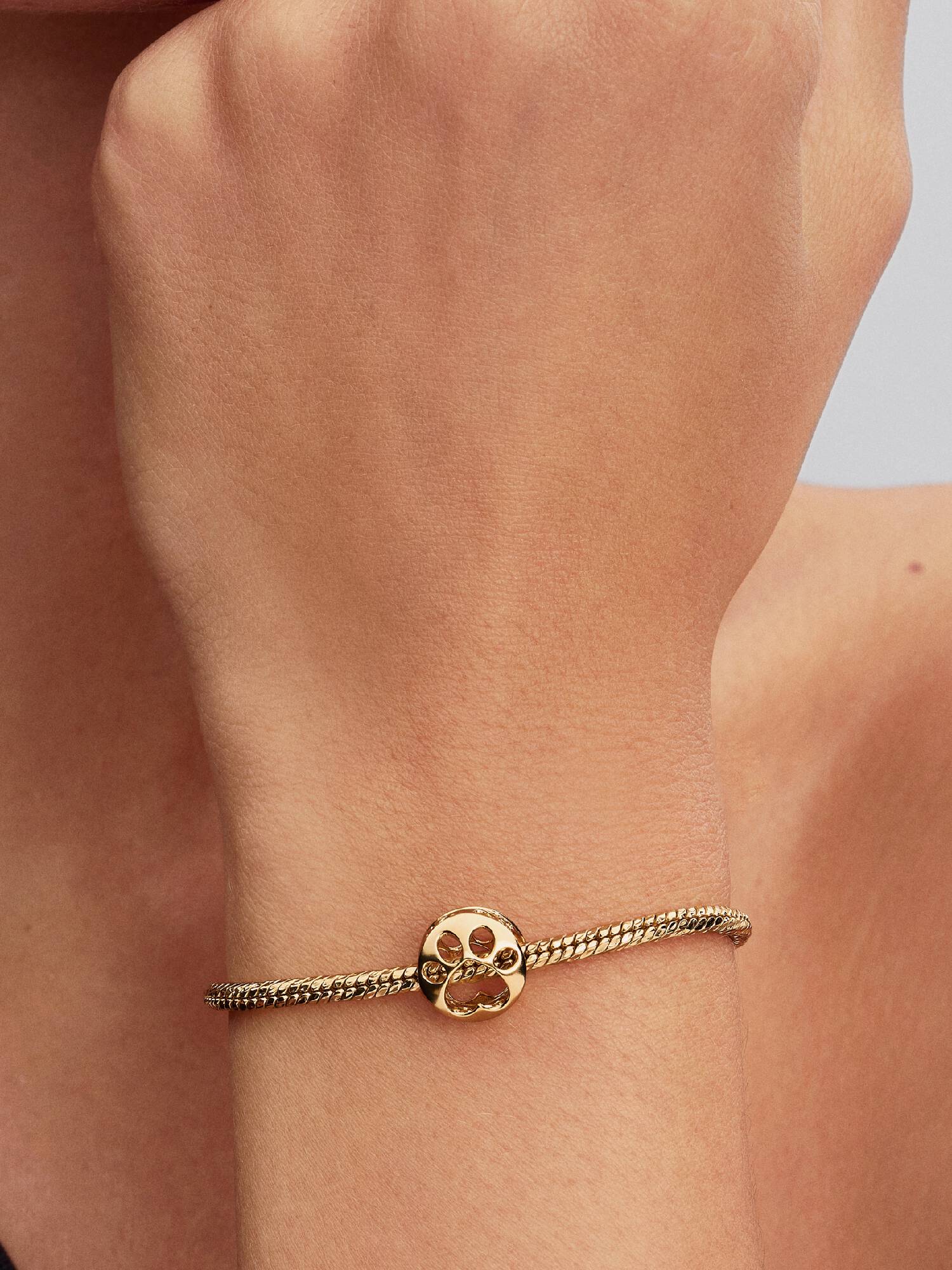 Charm Patte Ajouré