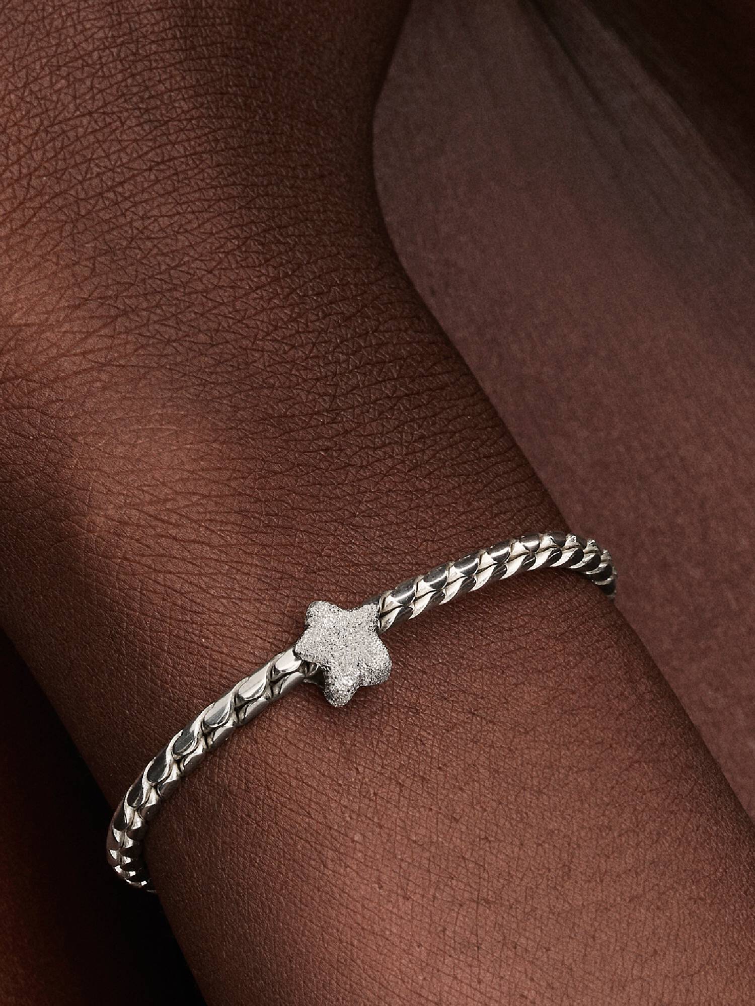 Mini Charm Étoile Texturé