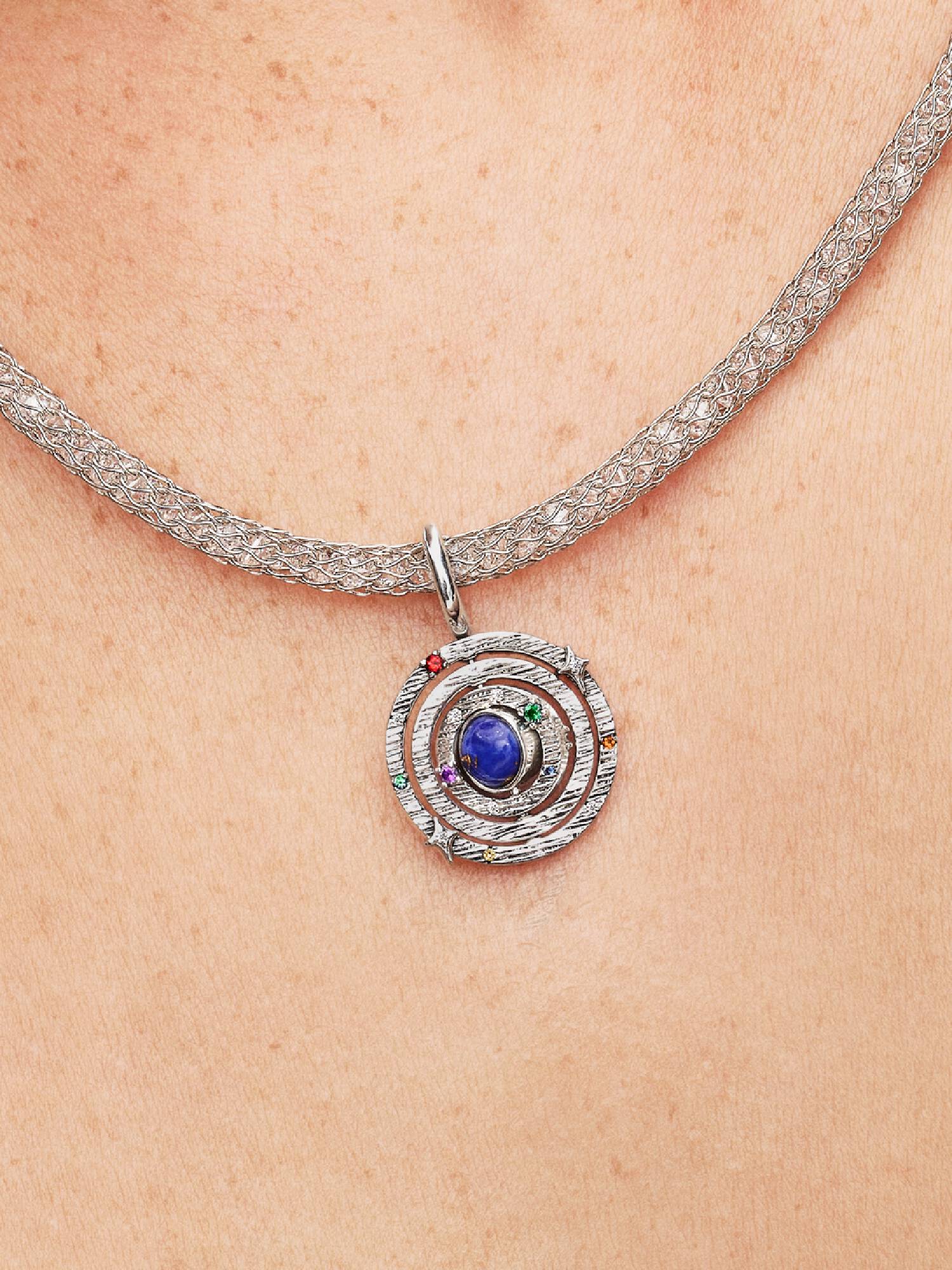 Charm Pendant Sphère Armillaire Rotative