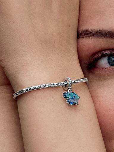 Charm Pendant Éléphant en Verre de Murano Bleu