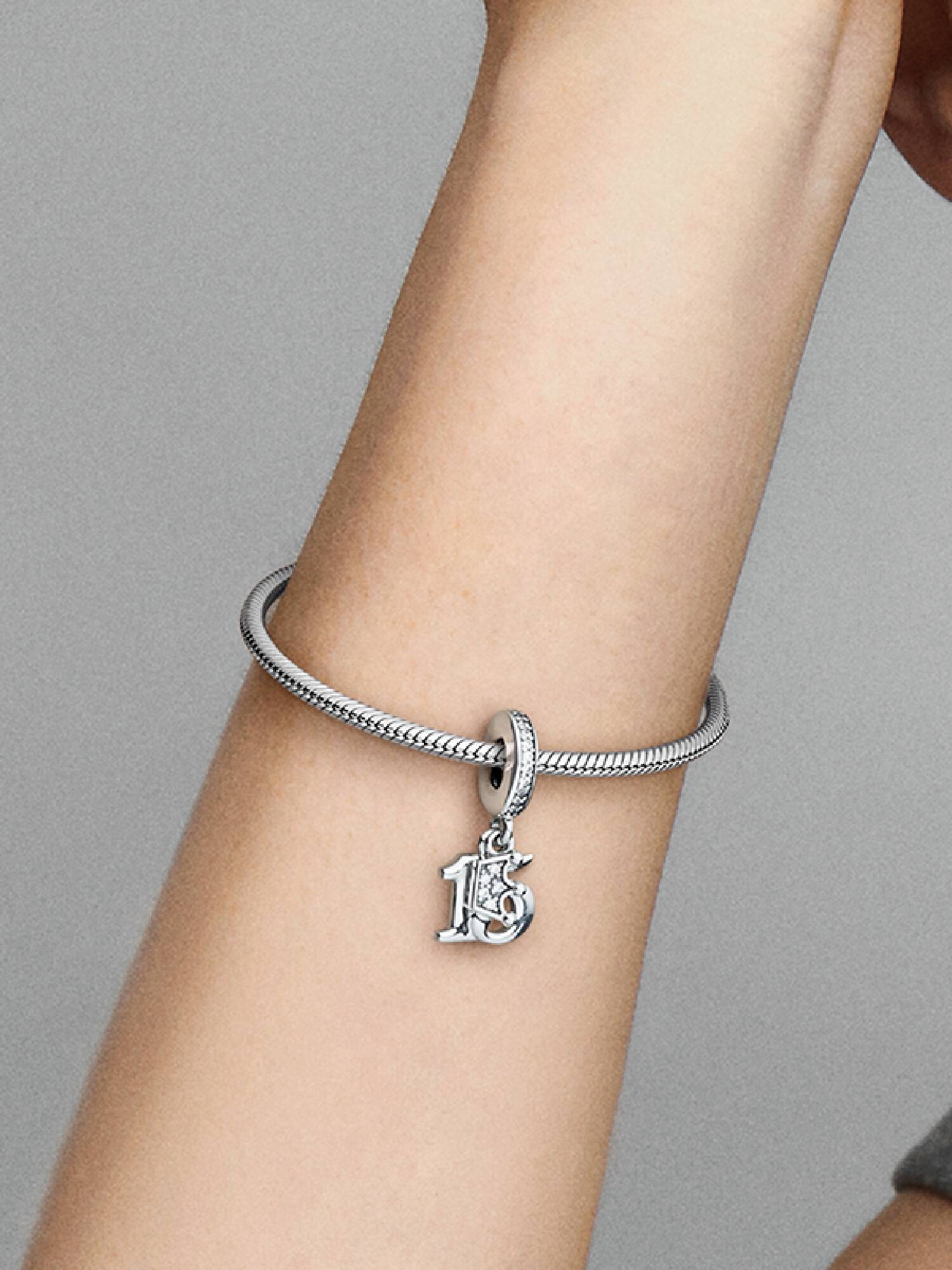 Charm Pendant 15ème Anniversaire