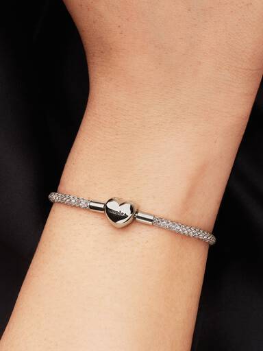 Bracelet Maille Tissée Scintillant Fermoir Cœur