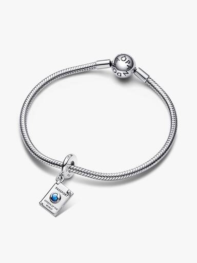 Charm Pendant Passeport Ouvrable