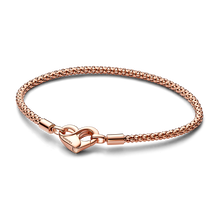 Bracelet Maille Cloutée Pandora Moments doré à l'or rose 585/1000e
