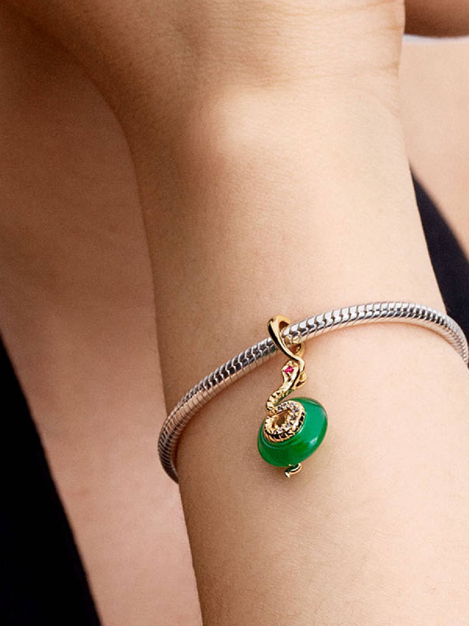 Charm Pendant en Verre de Murano Vert Serpent