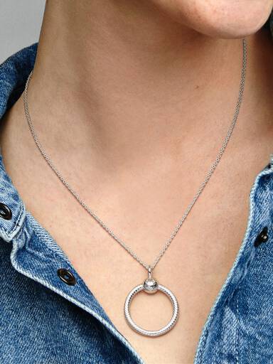 Petit Pendentif O